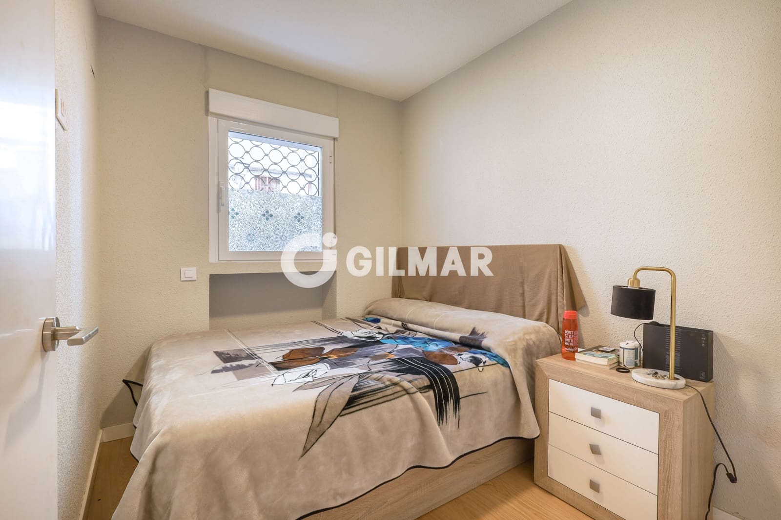2 soveværelse Lejlighed til salg i Madrid by - € 305.000 (Ref: 10041738)