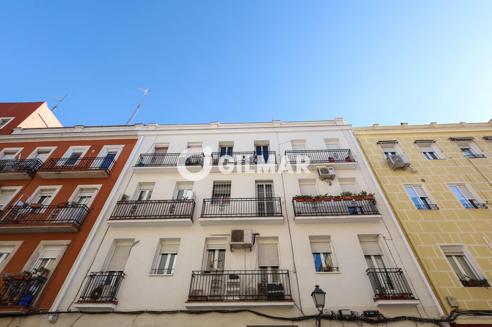 2 soveværelse Lejlighed til salg i Madrid by - € 305.000 (Ref: 10041738)