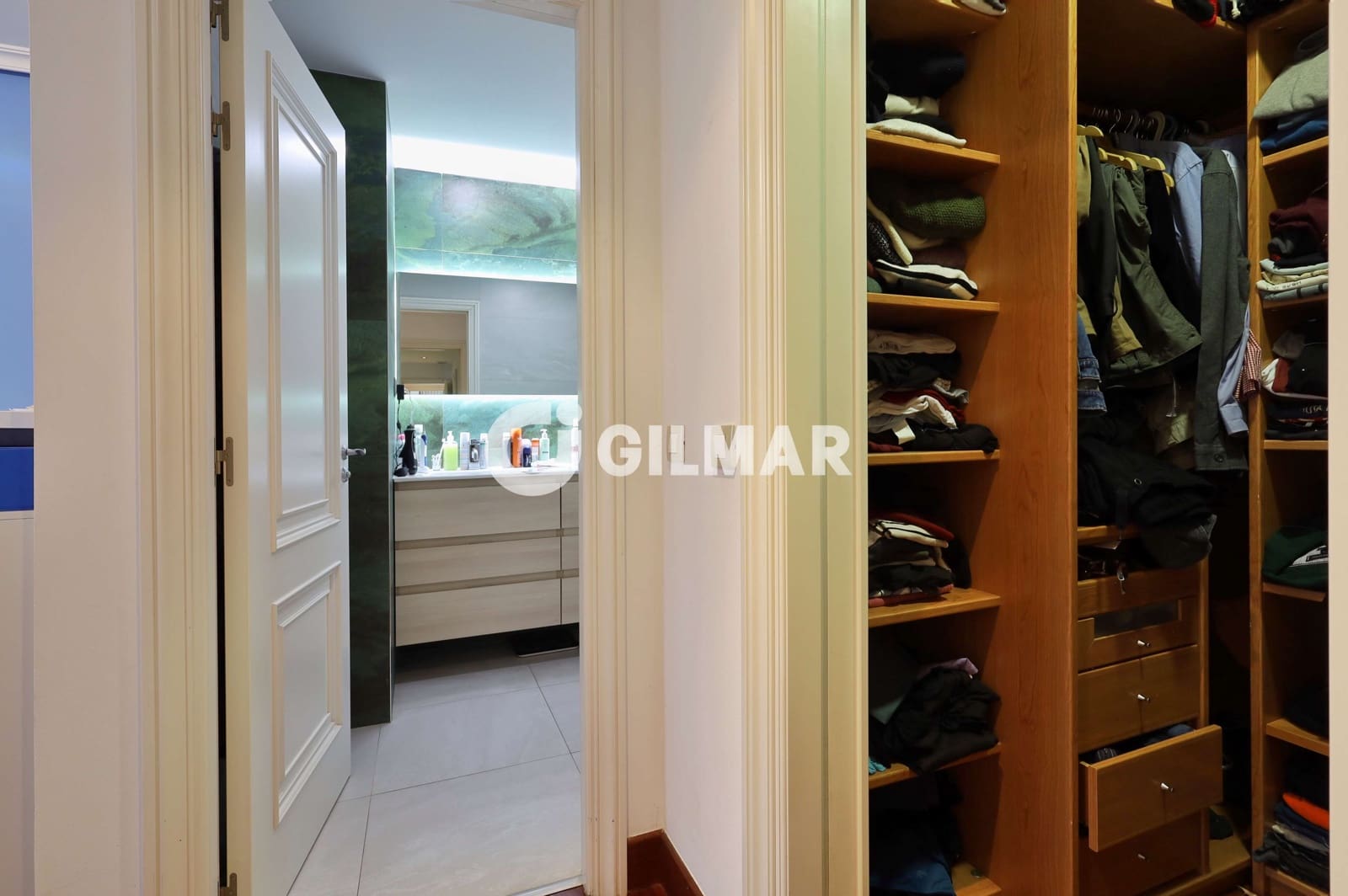 3 soveværelse Lejlighed til salg i Madrid by med swimmingpool garage - € 935.000 (Ref: 10041740)