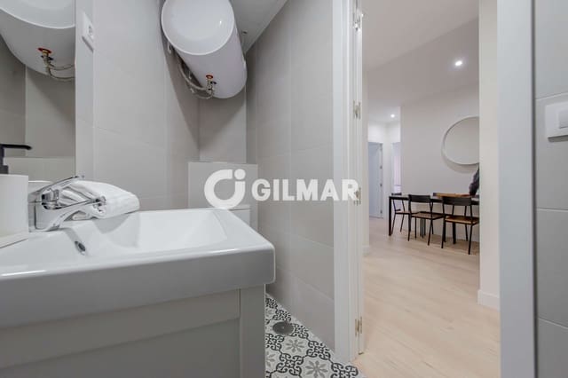 7 chambre Appartement à vendre à Embajadores, Madrid ville - 1 700 000 € (Ref: 10041742)