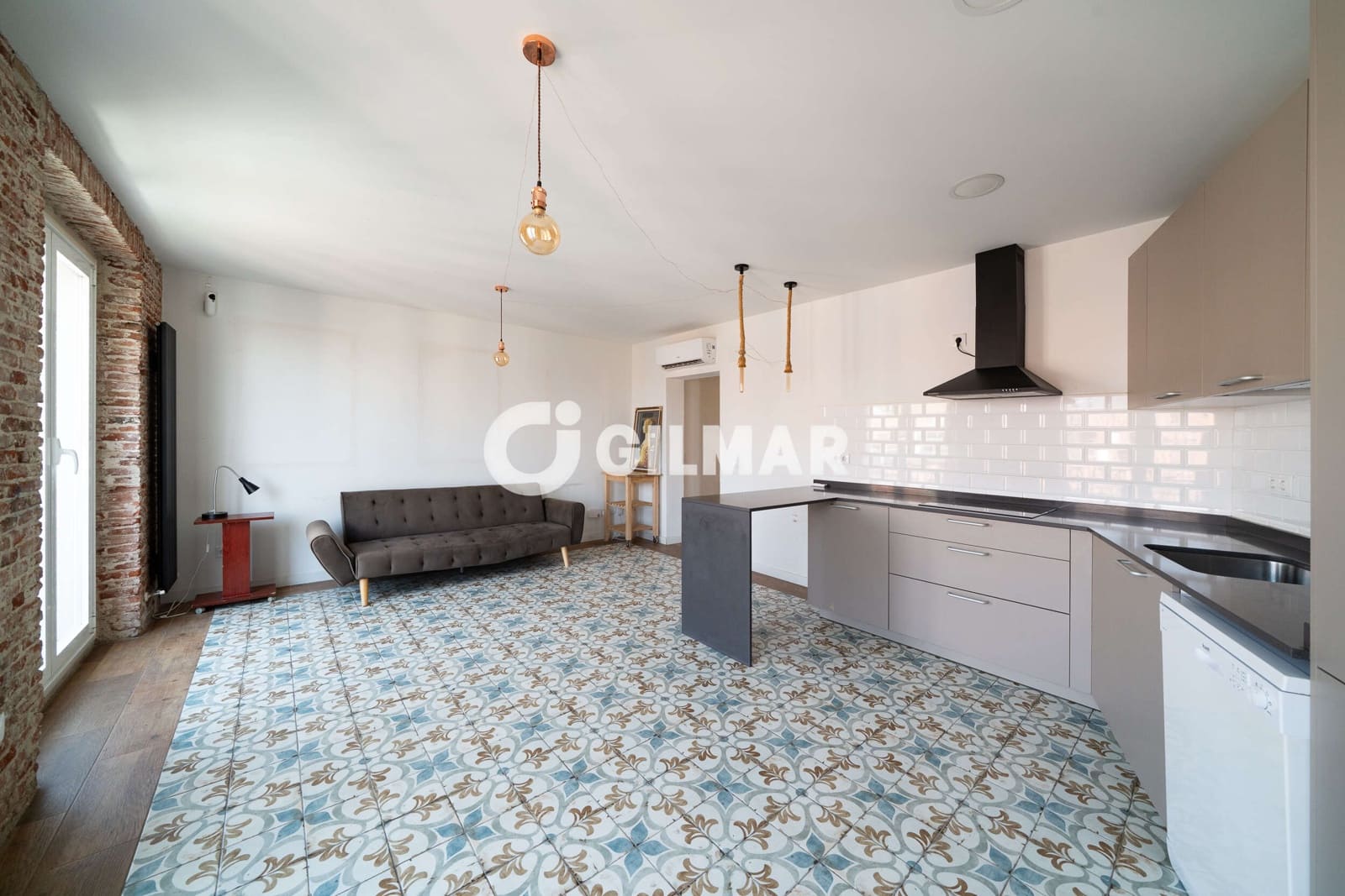 Piso de 4 habitaciones en Madrid ciudad en venta - 795.000 € (Ref: 10041743)