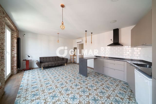 4 bedroom Flat for sale in Embajadores, Madrid city - € 795,000 (Ref: 10041743)