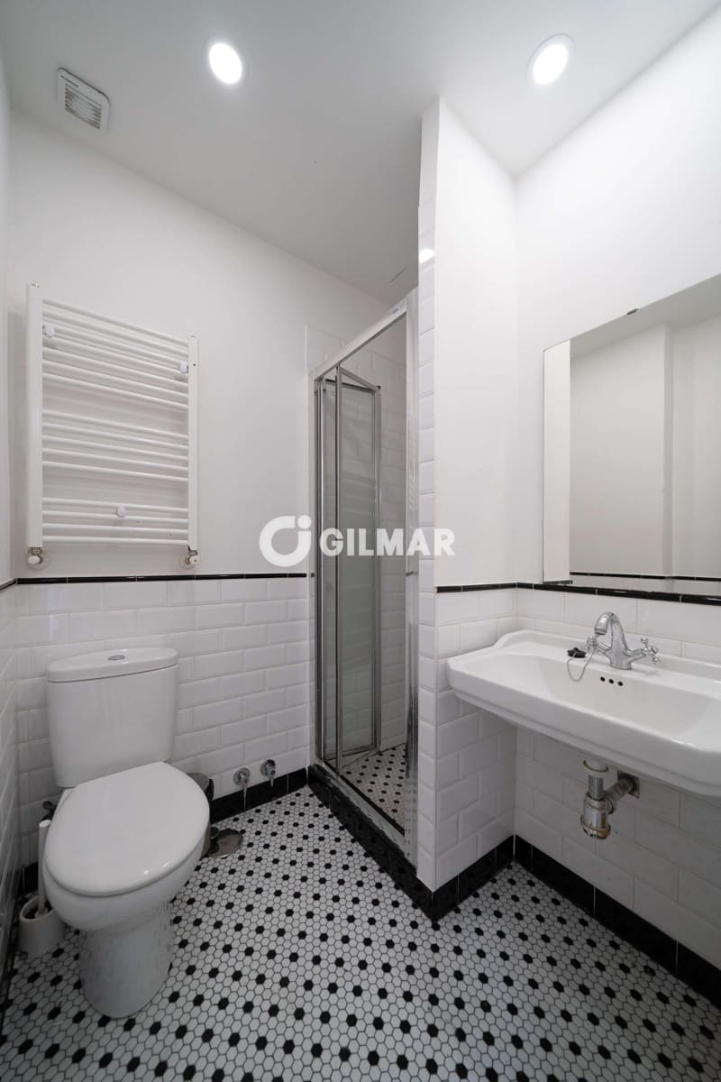 Piso de 4 habitaciones en Madrid ciudad en venta - 795.000 € (Ref: 10041743)