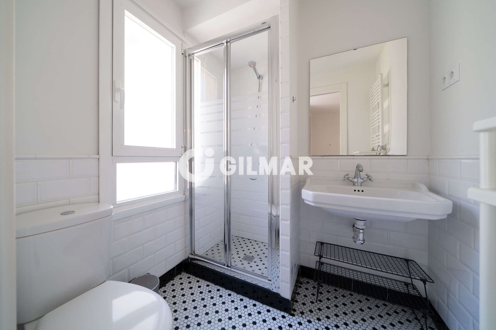 Piso de 4 habitaciones en Madrid ciudad en venta - 795.000 € (Ref: 10041743)