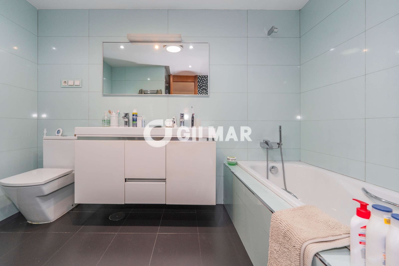 5 quarto Moradia em Banda para venda em La Moraleja com piscina garagem - 2 250 000 € (Ref: 10043512)