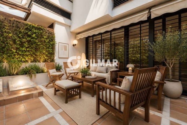5 sypialnia Dom szeregowy na sprzedaż w La Moraleja, Alcobendas - 2 250 000 € (Ref: 10043512)