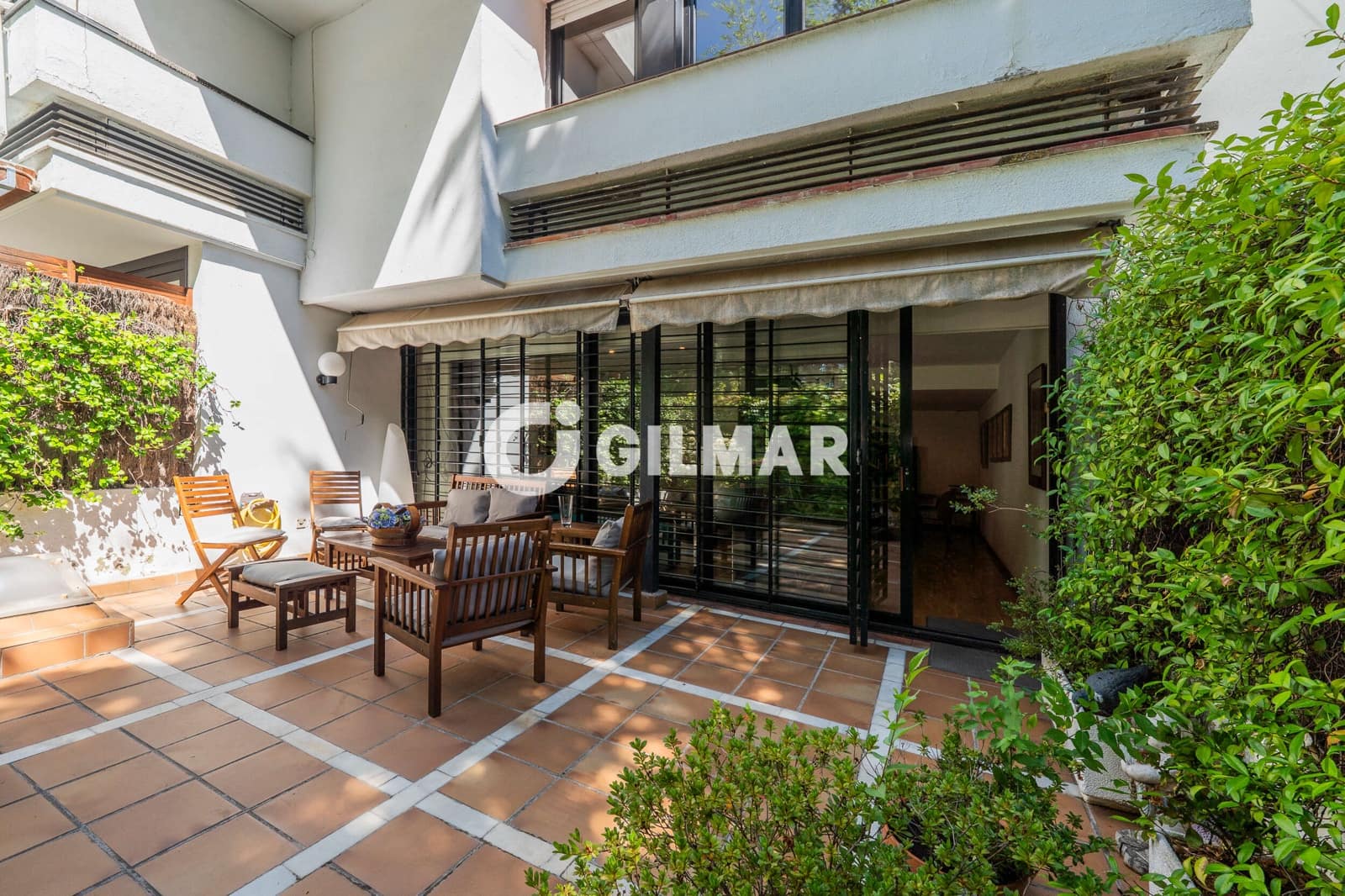 5 quarto Moradia em Banda para venda em La Moraleja com piscina garagem - 2 250 000 € (Ref: 10043512)