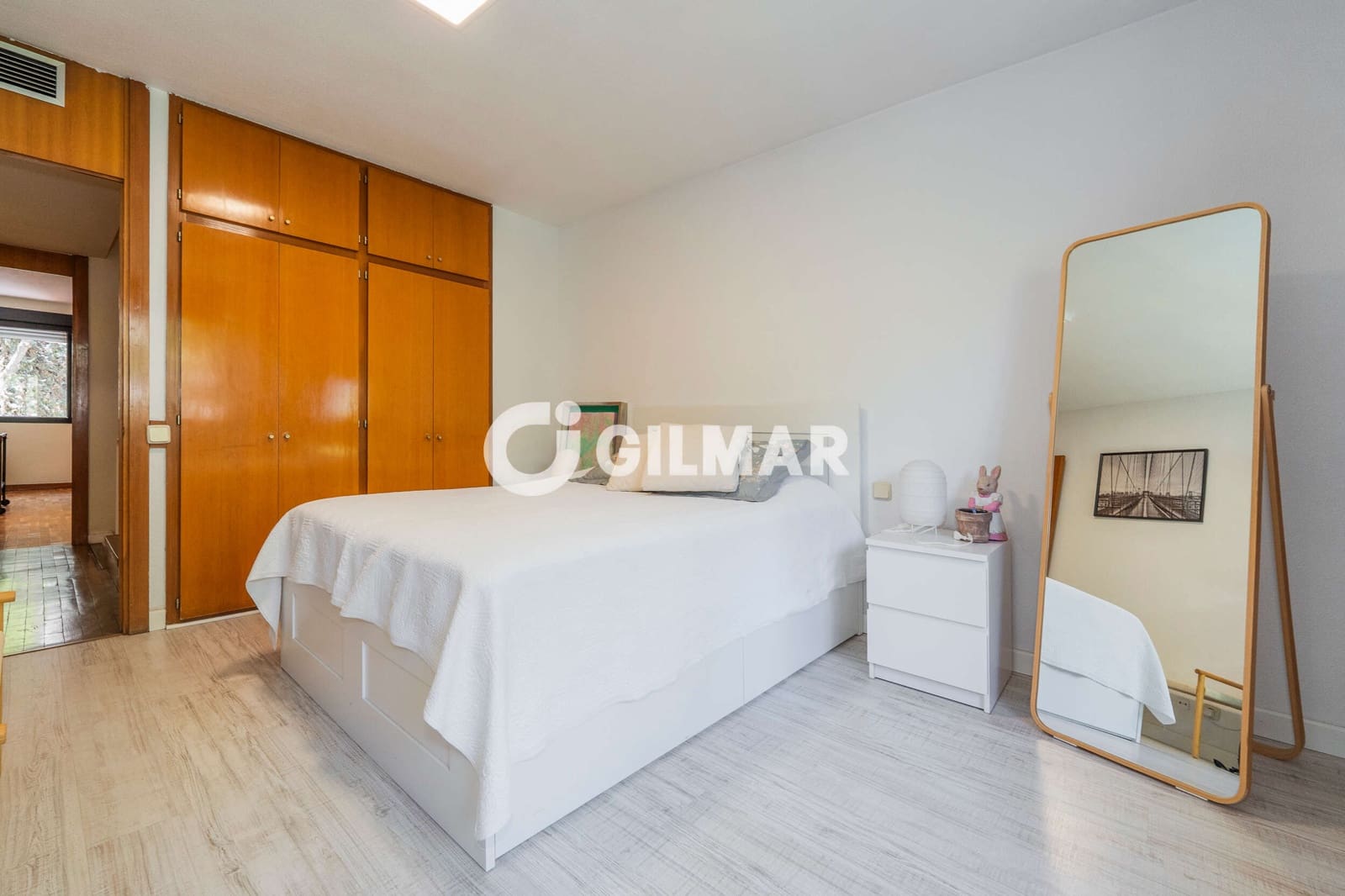 5 quarto Moradia em Banda para venda em La Moraleja com piscina garagem - 2 250 000 € (Ref: 10043512)