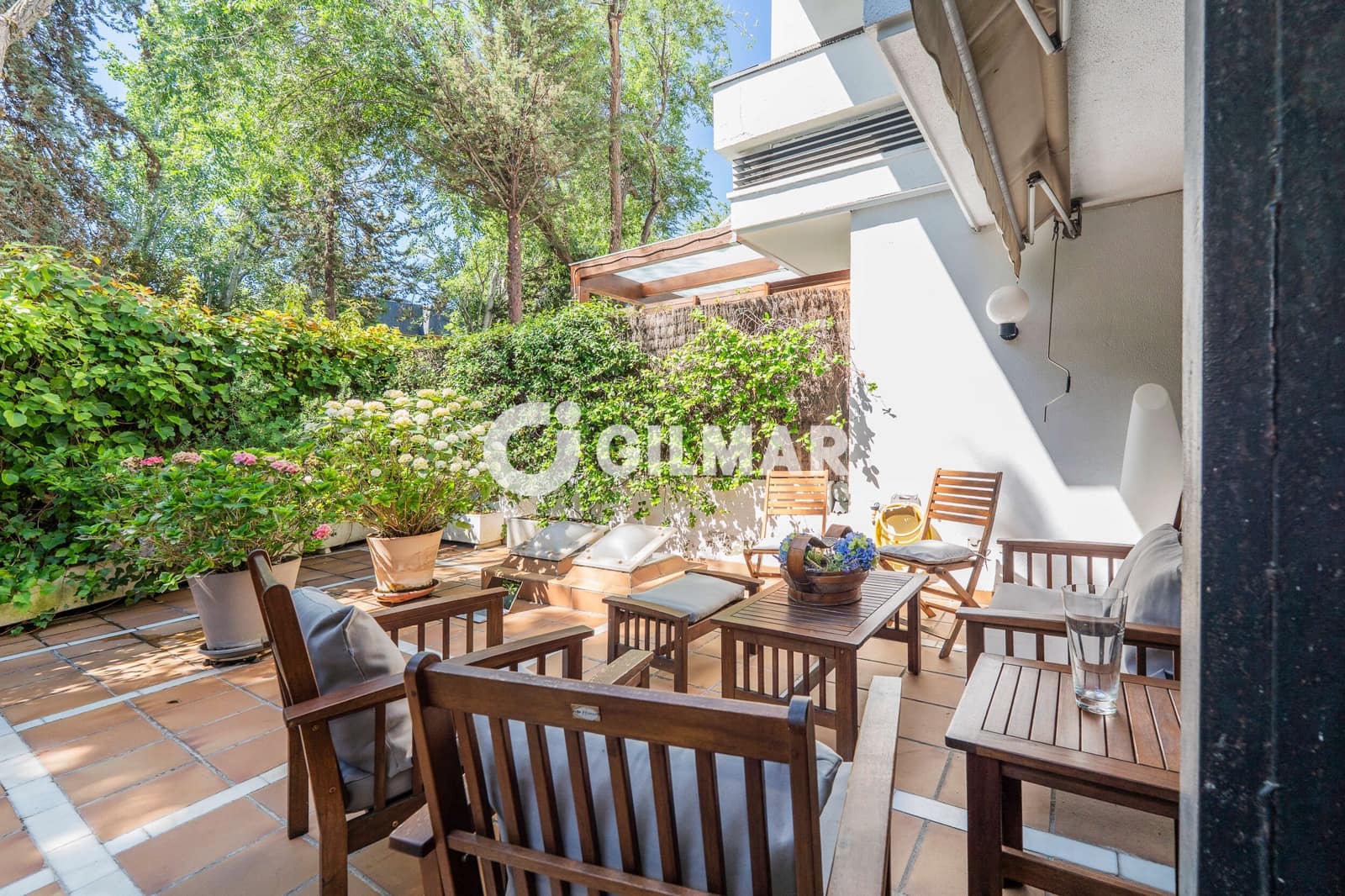 5 quarto Moradia em Banda para venda em La Moraleja com piscina garagem - 2 250 000 € (Ref: 10043512)