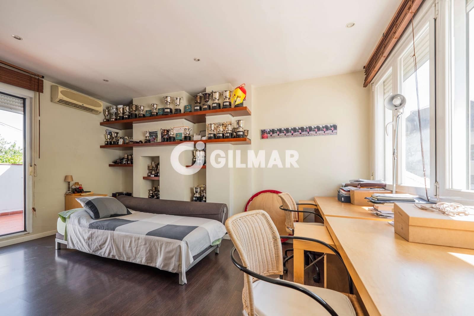 5 quarto Moradia em Banda para venda em La Moraleja com piscina garagem - 2 250 000 € (Ref: 10043512)