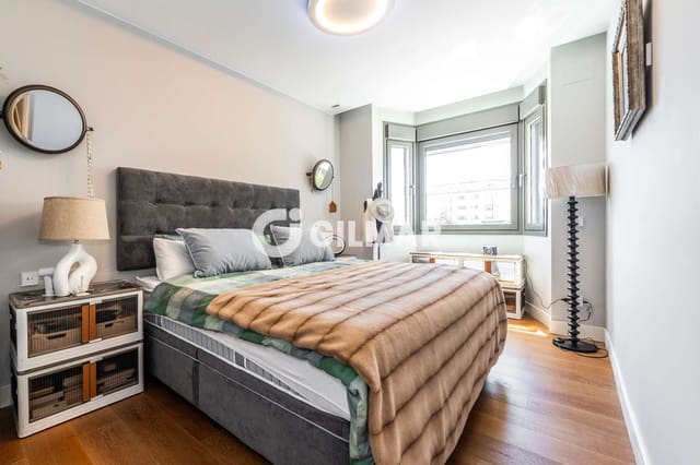 2 sypialnia Mieszkanie na sprzedaż w La Moraleja, Alcobendas z basenem garażem - 950 000 € (Ref: 10043513)