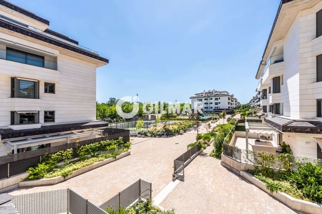 2 sypialnia Mieszkanie na sprzedaż w La Moraleja, Alcobendas z basenem garażem - 950 000 € (Ref: 10043513)