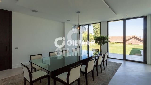 6 sypialnia Willa na sprzedaż w La Moraleja, Alcobendas z basenem garażem - 8 900 000 € (Ref: 10043515)