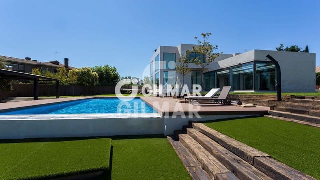 6 sypialnia Willa na sprzedaż w La Moraleja, Alcobendas z basenem garażem - 8 900 000 € (Ref: 10043515)