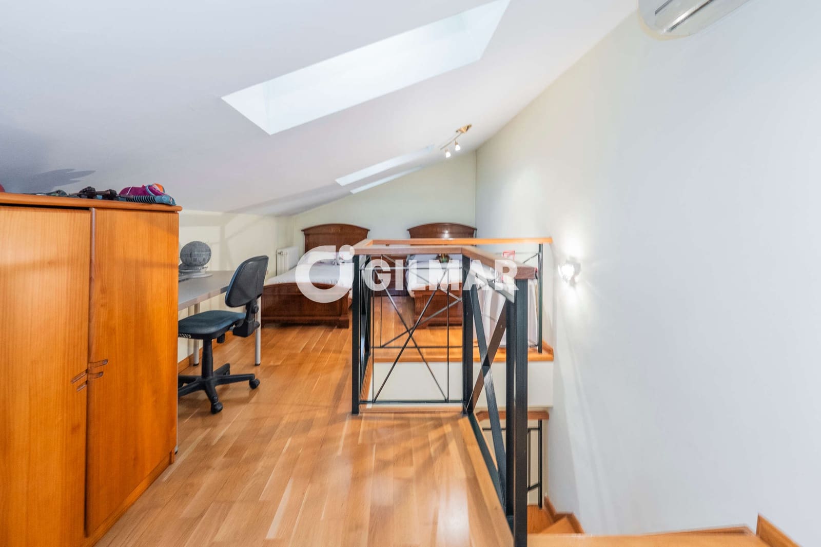6 quarto Moradia Geminada para venda em La Moraleja com piscina garagem - 2 090 000 € (Ref: 10043516)