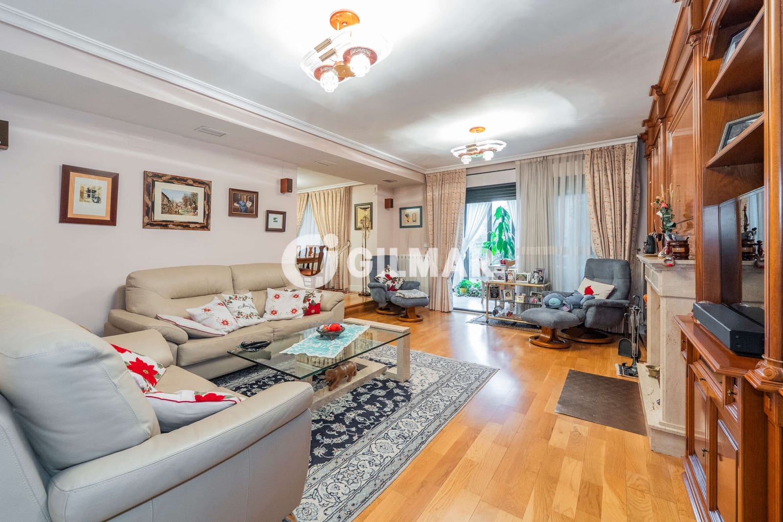 6 quarto Moradia Geminada para venda em La Moraleja com piscina garagem - 2 090 000 € (Ref: 10043516)