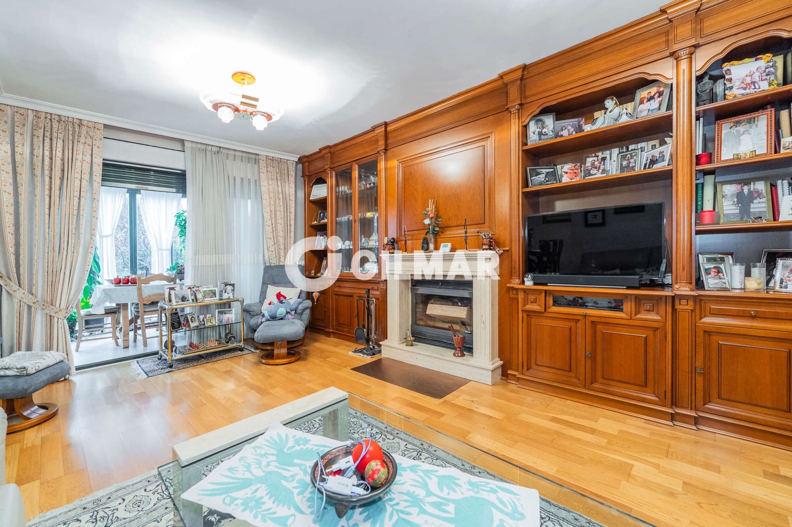 6 quarto Moradia Geminada para venda em La Moraleja com piscina garagem - 2 090 000 € (Ref: 10043516)
