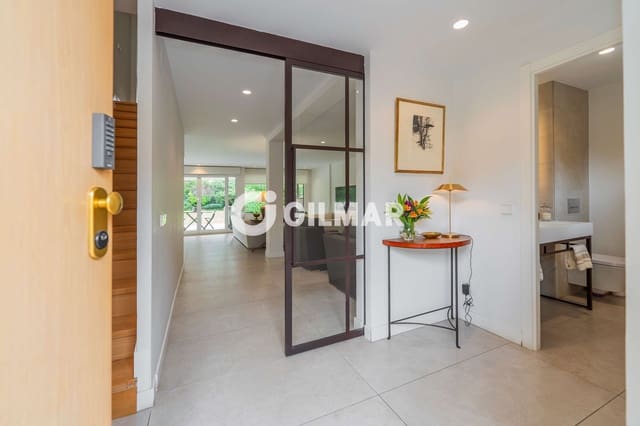 5 quarto Moradia em Banda para venda em La Moraleja, Alcobendas com piscina garagem - 3 090 000 € (Ref: 10043517)