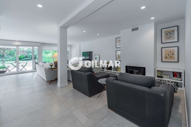 5 quarto Moradia em Banda para venda em La Moraleja, Alcobendas com piscina garagem - 3 090 000 € (Ref: 10043517)