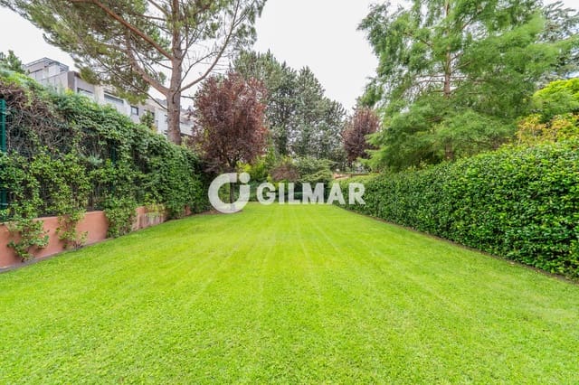 5 quarto Moradia em Banda para venda em La Moraleja, Alcobendas com piscina garagem - 3 090 000 € (Ref: 10043517)