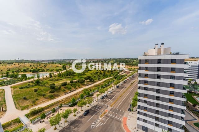 3 soveværelse Lejlighed til salg i Valdefuentes, Madrid by med swimmingpool garage - € 830.000 (Ref: 10043519)
