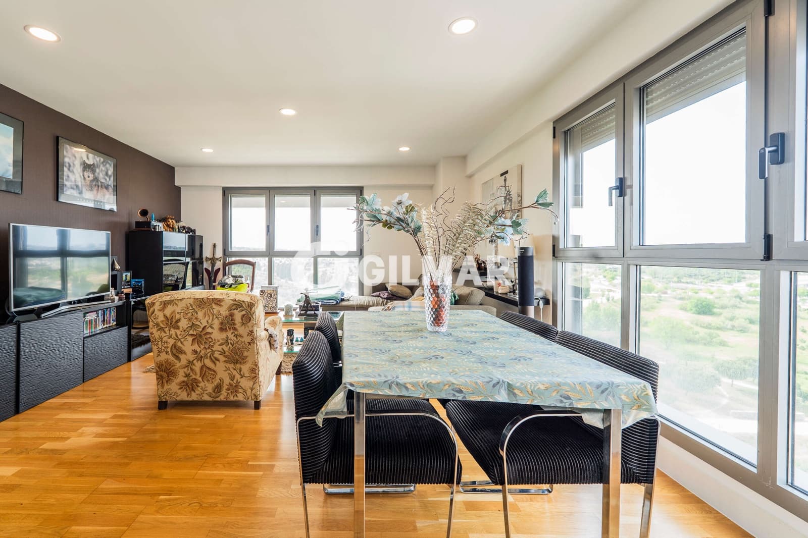 3 soveværelse Lejlighed til salg i Madrid by med swimmingpool garage - € 830.000 (Ref: 10043519)