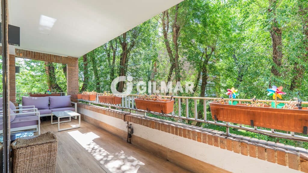 3 soveværelse Lejlighed til salg i La Moraleja med swimmingpool garage - € 1.450.000 (Ref: 10043520)