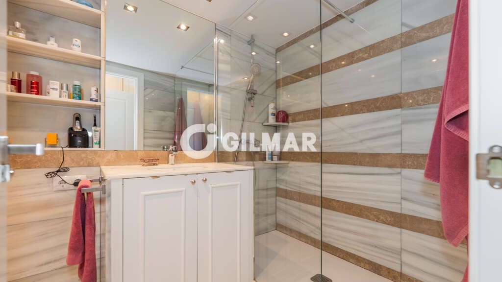 3 soveværelse Lejlighed til salg i La Moraleja med swimmingpool garage - € 1.450.000 (Ref: 10043520)