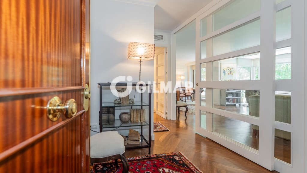 3 soveværelse Lejlighed til salg i La Moraleja med swimmingpool garage - € 1.450.000 (Ref: 10043520)