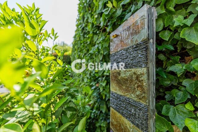 6 quarto Moradia Geminada para venda em Valdefuentes, Madrid cidade com piscina garagem - 3 750 000 € (Ref: 10043521)