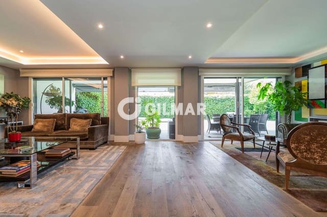 6 quarto Moradia Geminada para venda em Valdefuentes, Madrid cidade com piscina garagem - 3 750 000 € (Ref: 10043521)
