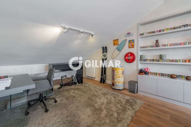6 quarto Moradia Geminada para venda em Valdefuentes, Madrid cidade com piscina garagem - 3 750 000 € (Ref: 10043521)