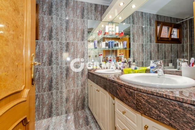 5 chambre Villa/Maison Mitoyenne à vendre à Alcobendas avec piscine - 2 390 000 € (Ref: 10043522)