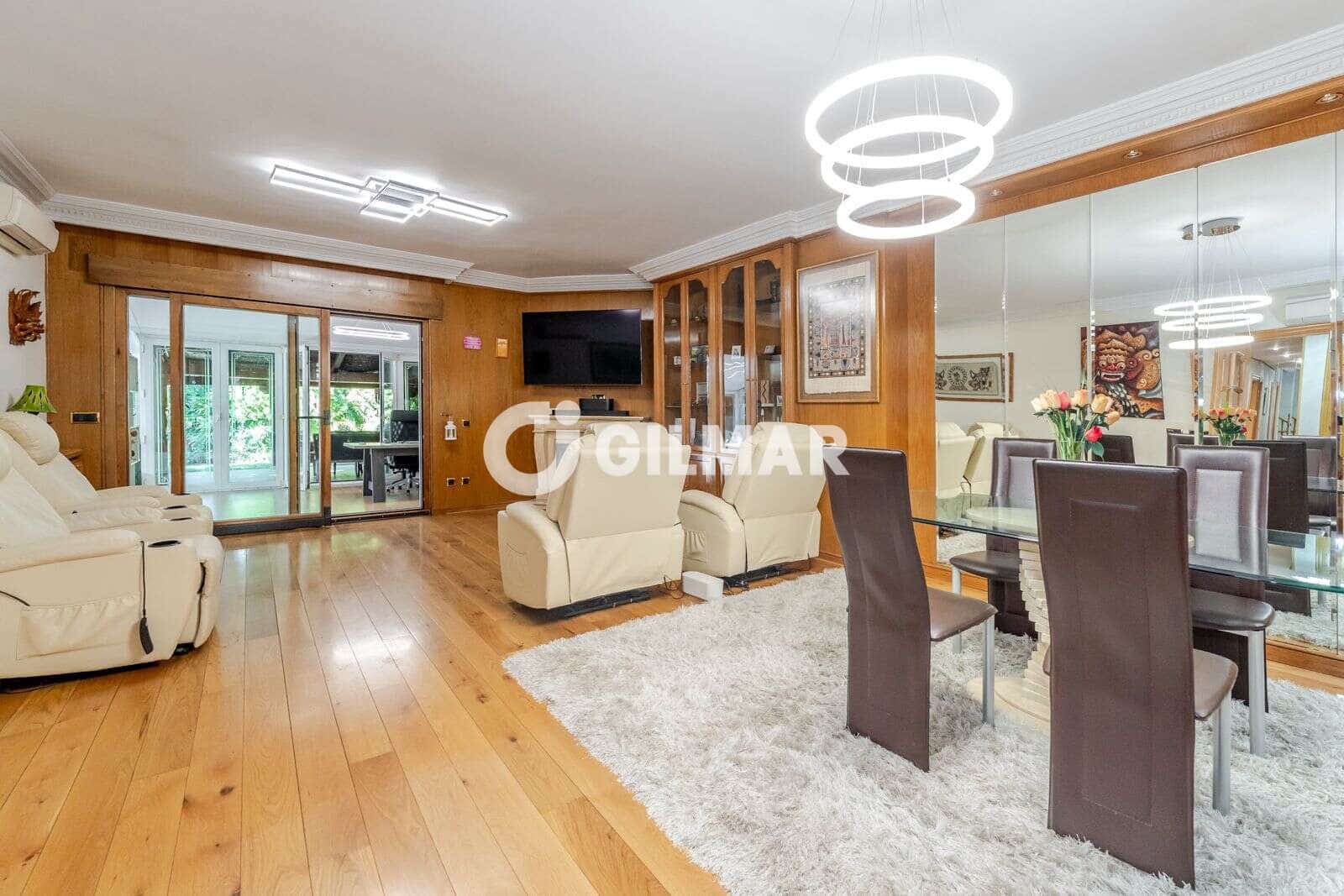 5 quarto Moradia em Banda para venda em Alcobendas com piscina - 2 390 000 € (Ref: 10043522)