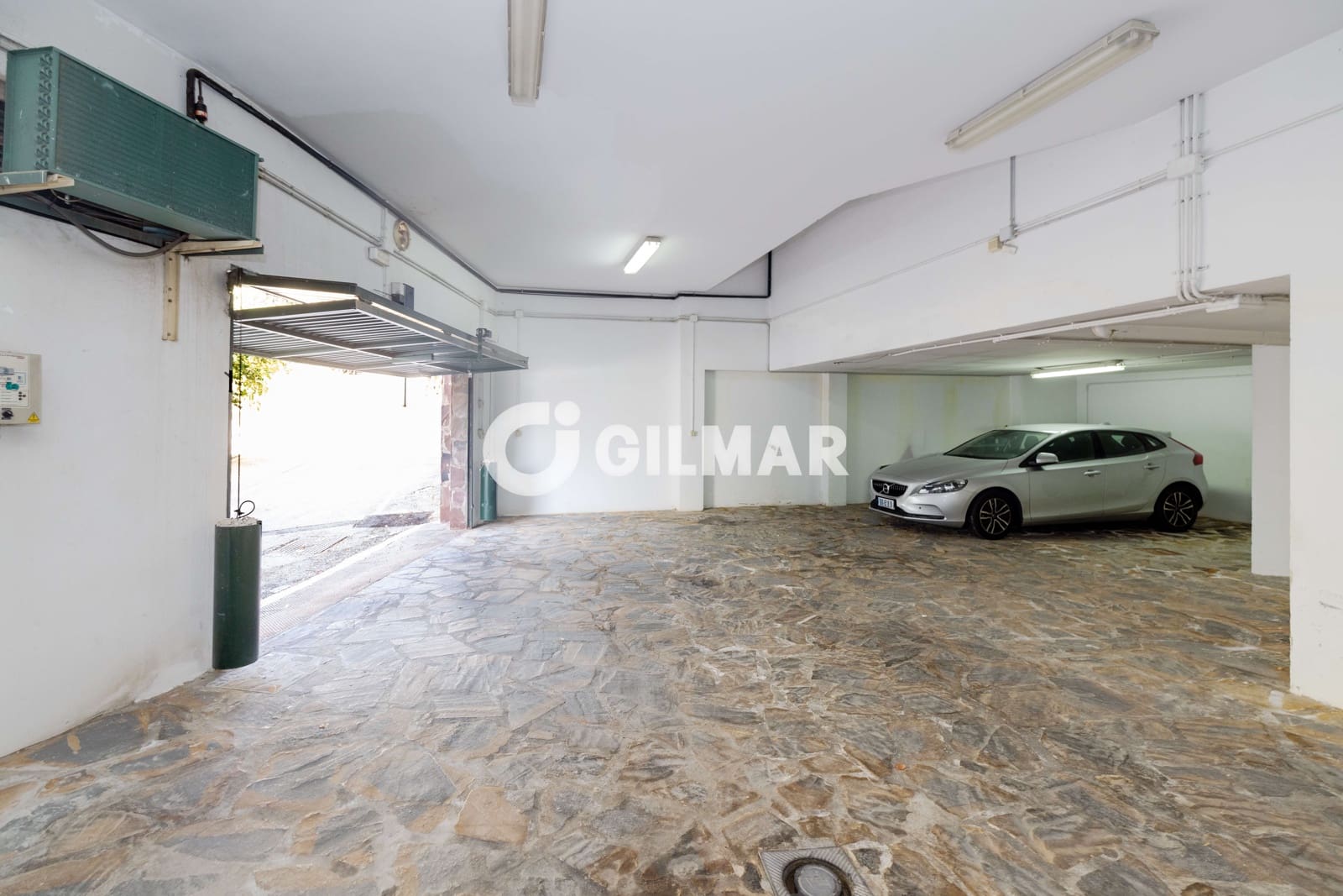 6 chambre Villa/Maison Semi-Mitoyenne à vendre à Malaga ville avec piscine - 2 800 000 € (Ref: 10048086)