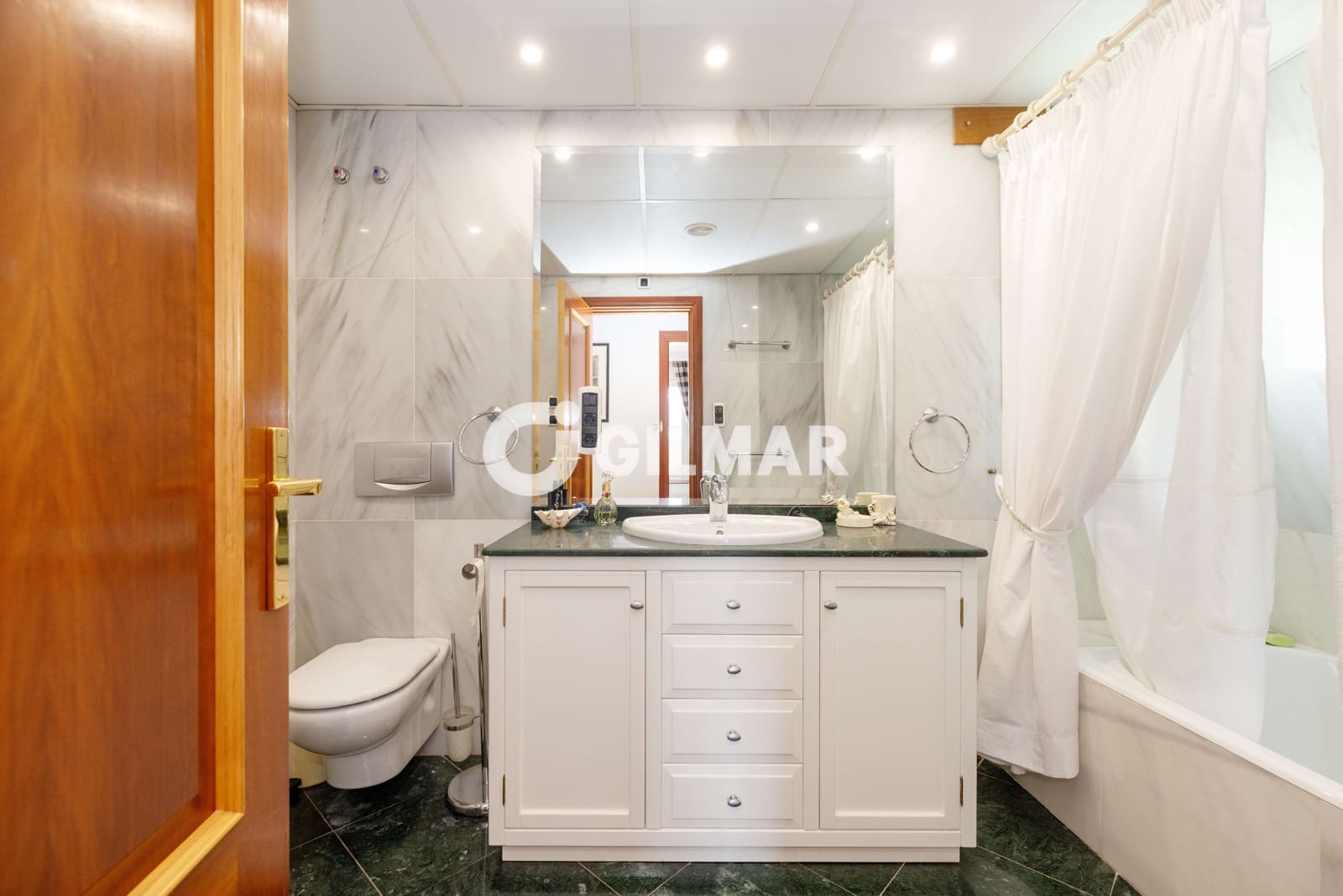 6 chambre Villa/Maison Semi-Mitoyenne à vendre à Malaga ville avec piscine - 2 800 000 € (Ref: 10048086)