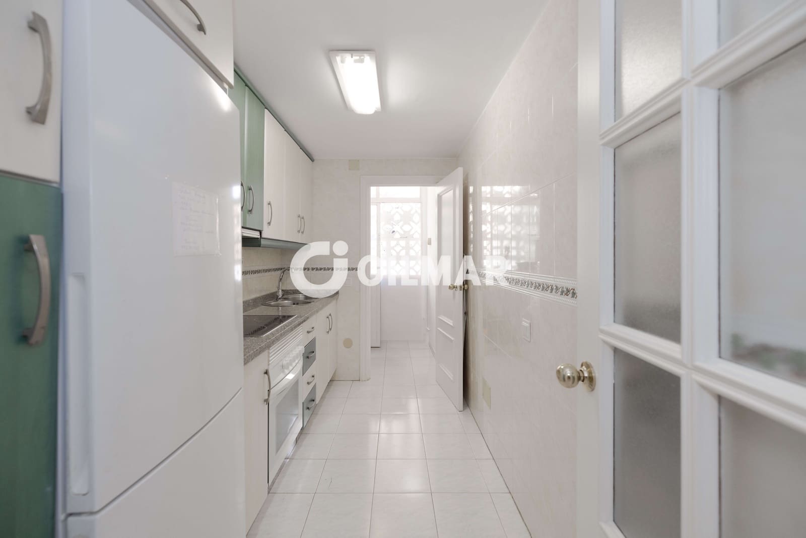 3 sovrum Lägenhet till salu i Marbella med pool - 375 000 € (Ref: 10048356)