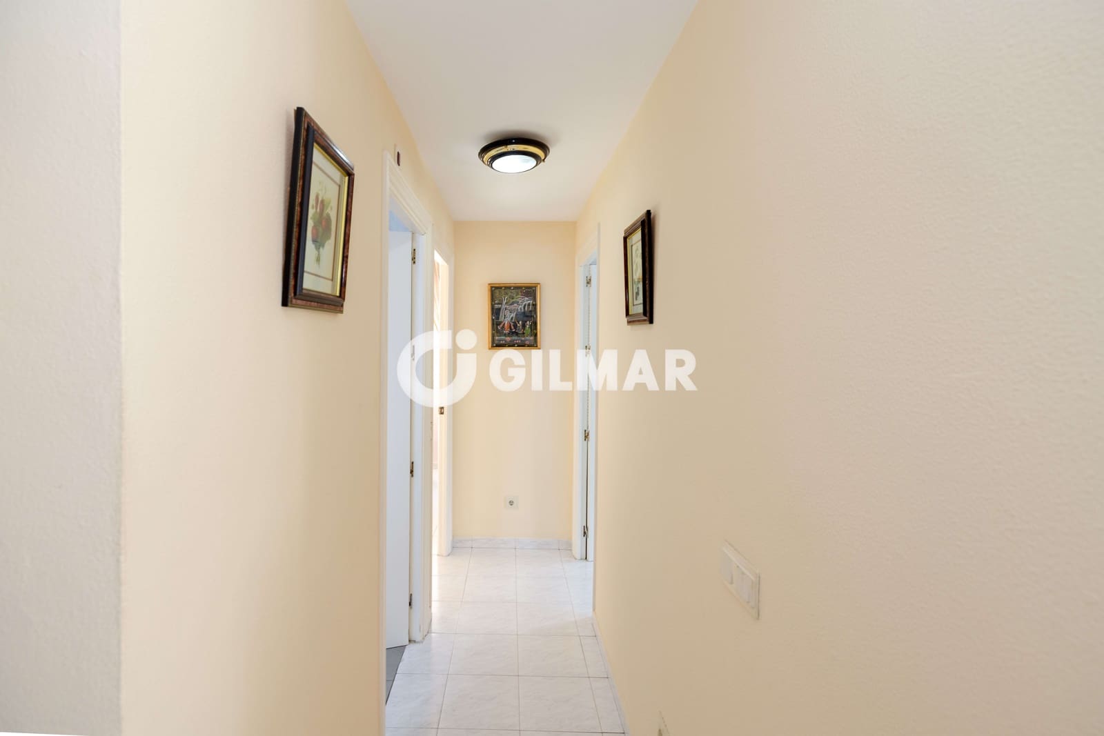 3 sovrum Lägenhet till salu i Marbella med pool - 375 000 € (Ref: 10048356)