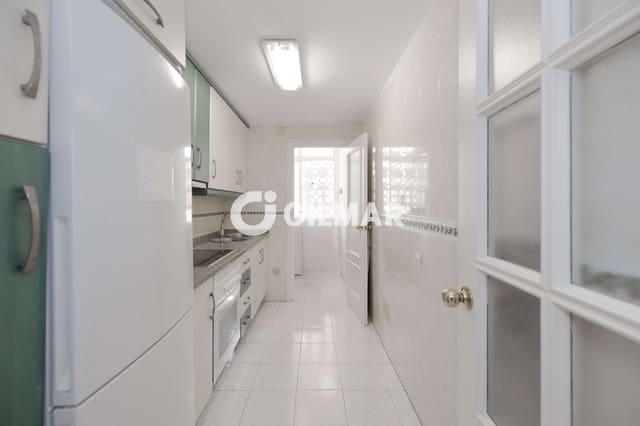 3 chambre Appartement à vendre à La Merced, Marbella avec piscine - 375 000 € (Ref: 10048356)