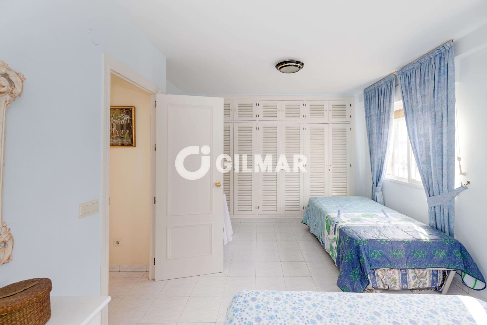 3 sovrum Lägenhet till salu i Marbella med pool - 375 000 € (Ref: 10048356)