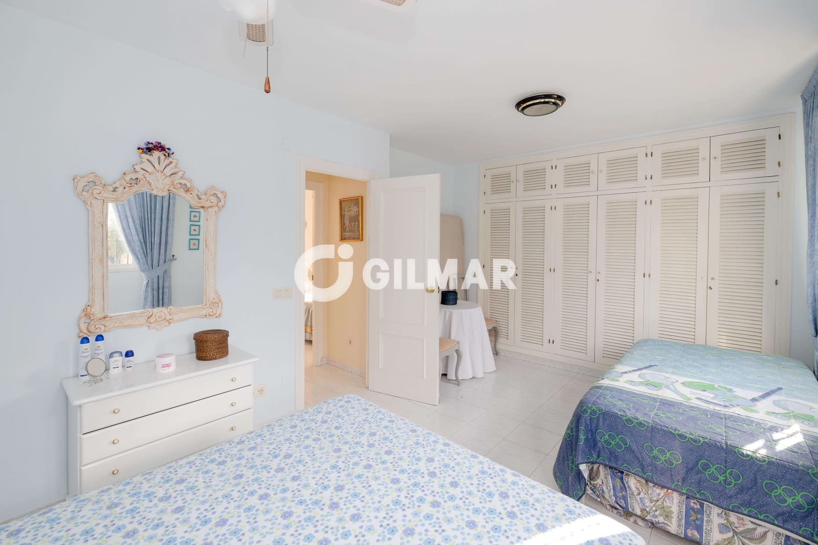 3 sovrum Lägenhet till salu i Marbella med pool - 375 000 € (Ref: 10048356)