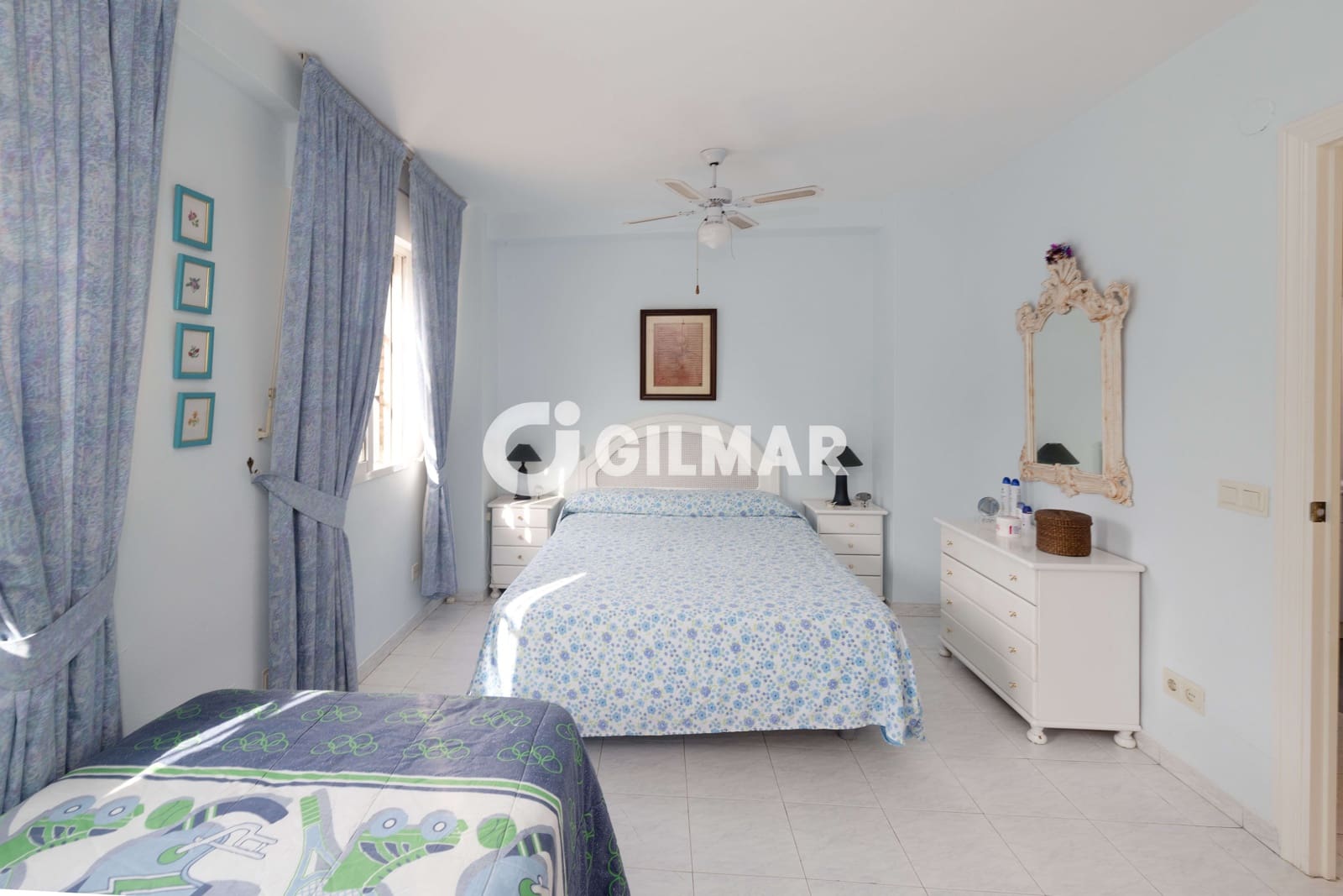 3 sovrum Lägenhet till salu i Marbella med pool - 375 000 € (Ref: 10048356)