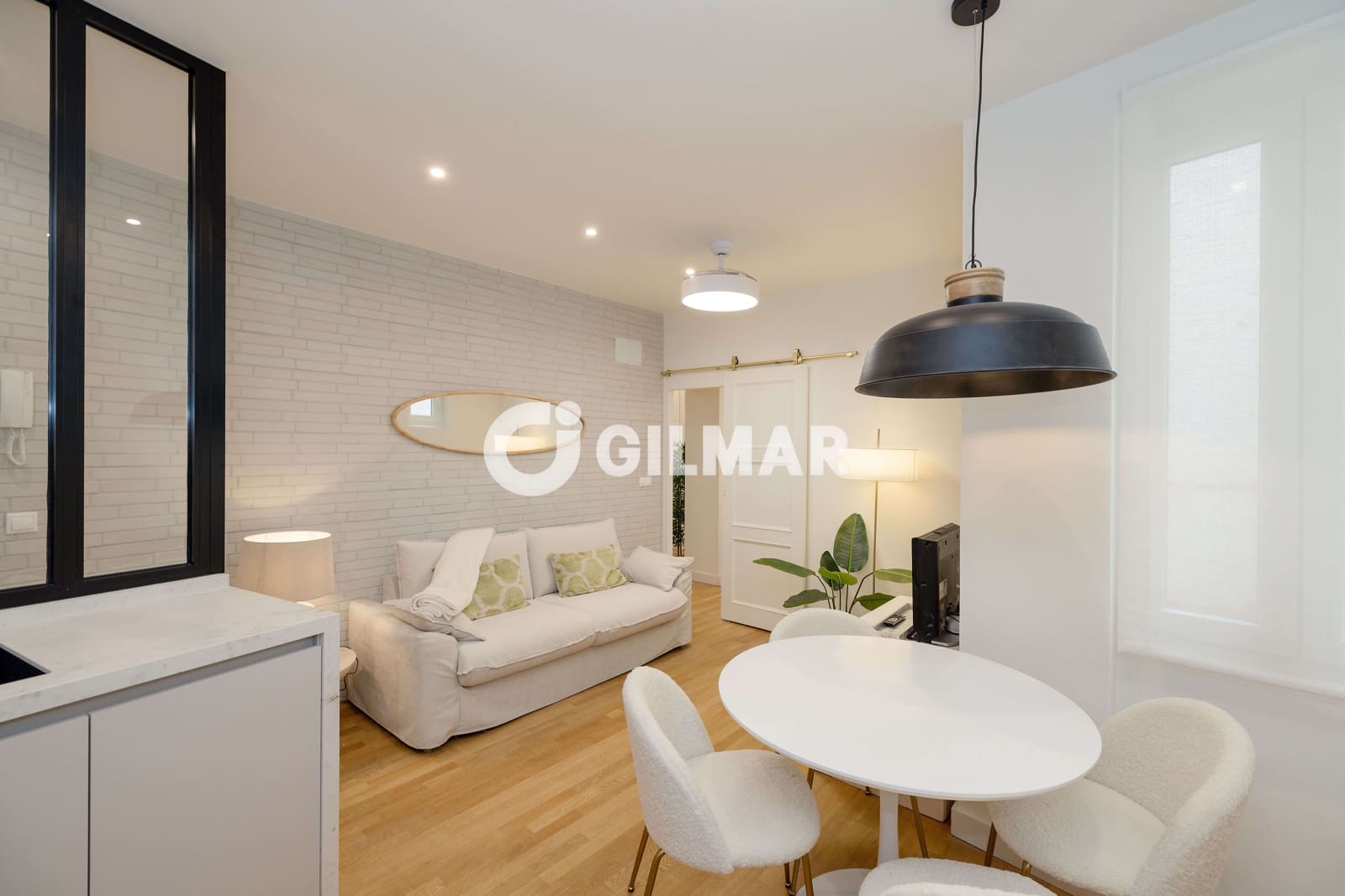 Piso de 2 habitaciones en Málaga ciudad en venta - 355.000 € (Ref: 10048357)