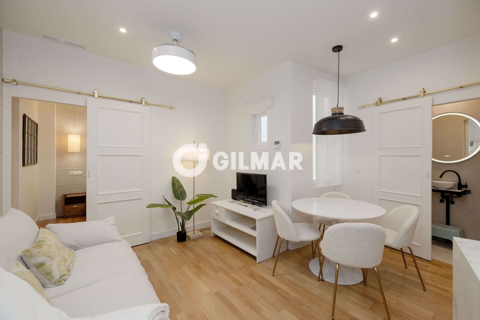 Piso de 2 habitaciones en Málaga ciudad en venta - 355.000 € (Ref: 10048357)