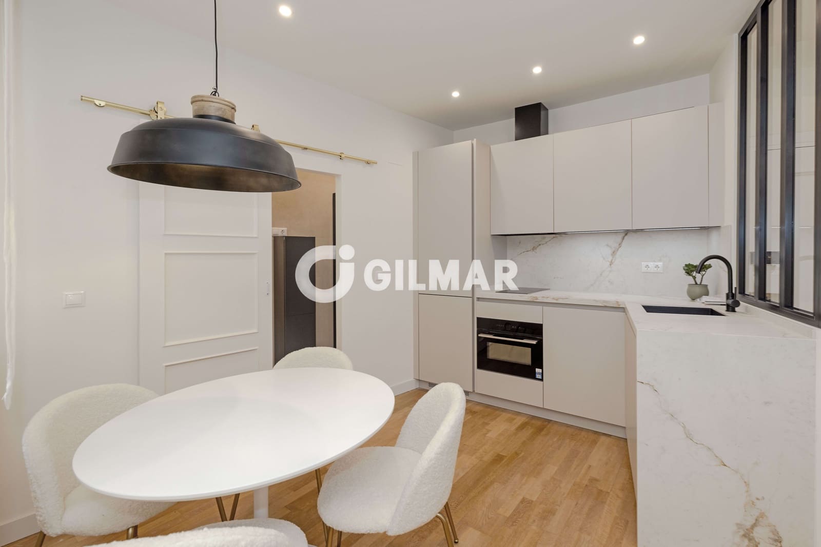 Piso de 2 habitaciones en Málaga ciudad en venta - 355.000 € (Ref: 10048357)