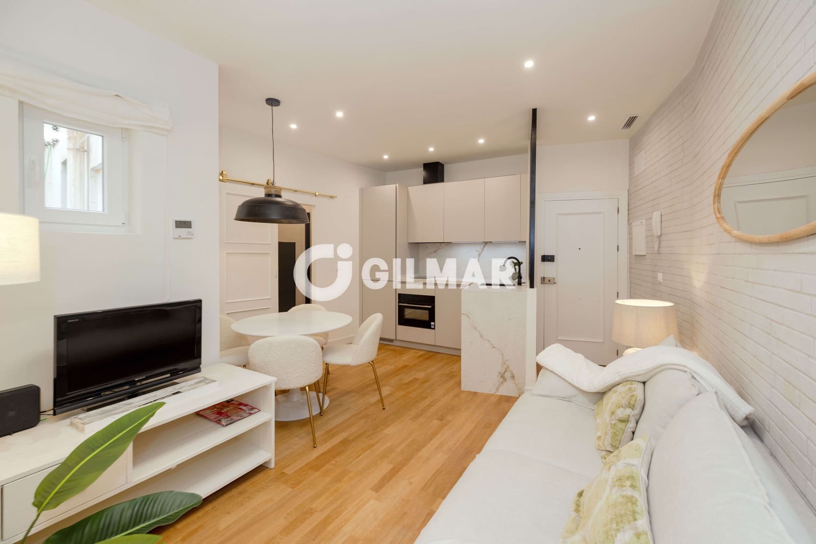 Piso de 2 habitaciones en Málaga ciudad en venta - 355.000 € (Ref: 10048357)
