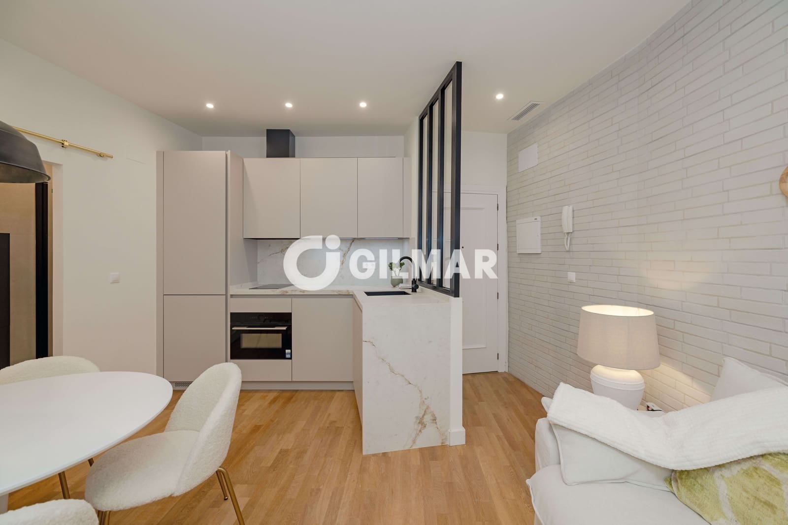 Piso de 2 habitaciones en Málaga ciudad en venta - 355.000 € (Ref: 10048357)