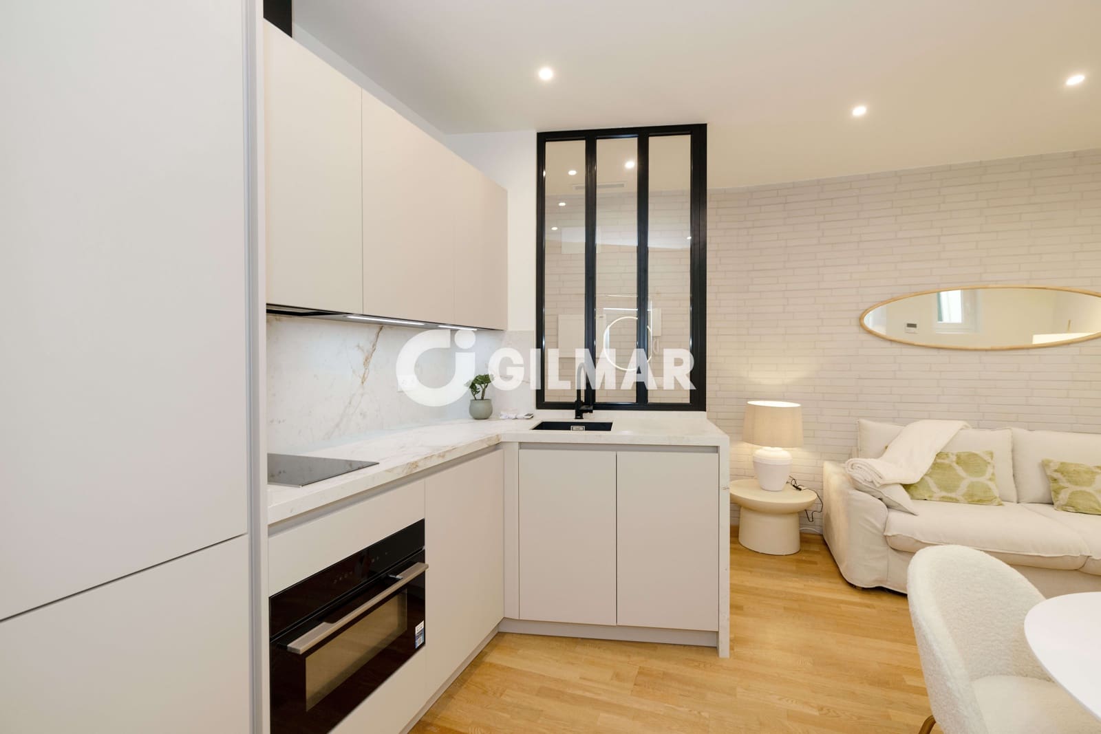 Piso de 2 habitaciones en Málaga ciudad en venta - 355.000 € (Ref: 10048357)