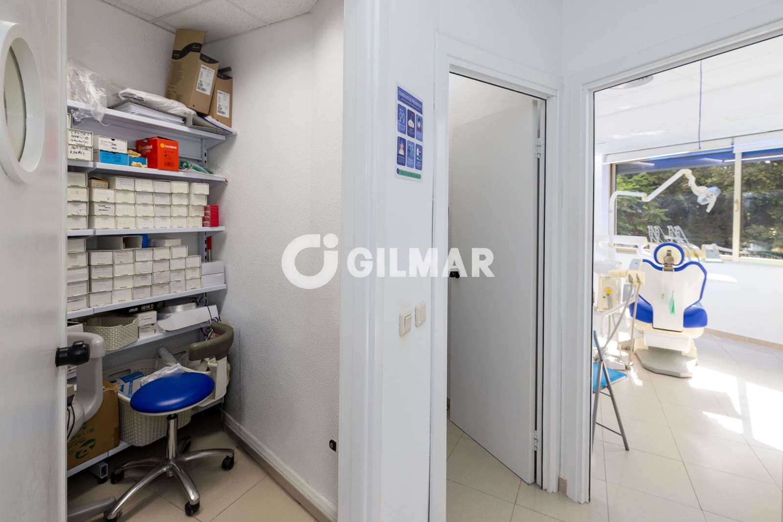 Commercial for sale in Malaga city - € 235,000 (Ref: 10048358)