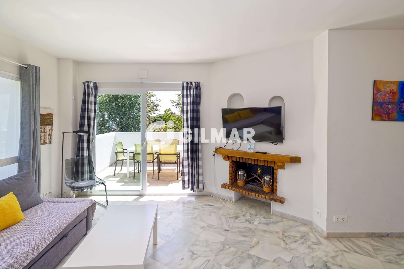 2 soveværelse Lejlighed til salg i Elviria med swimmingpool - € 425.000 (Ref: 10048359)